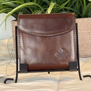 NWT - Patricia Nash Reiti Leather Bifold Wallet